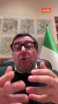 Salvini: 'Sono favorevole a riaprire le case chiuse'