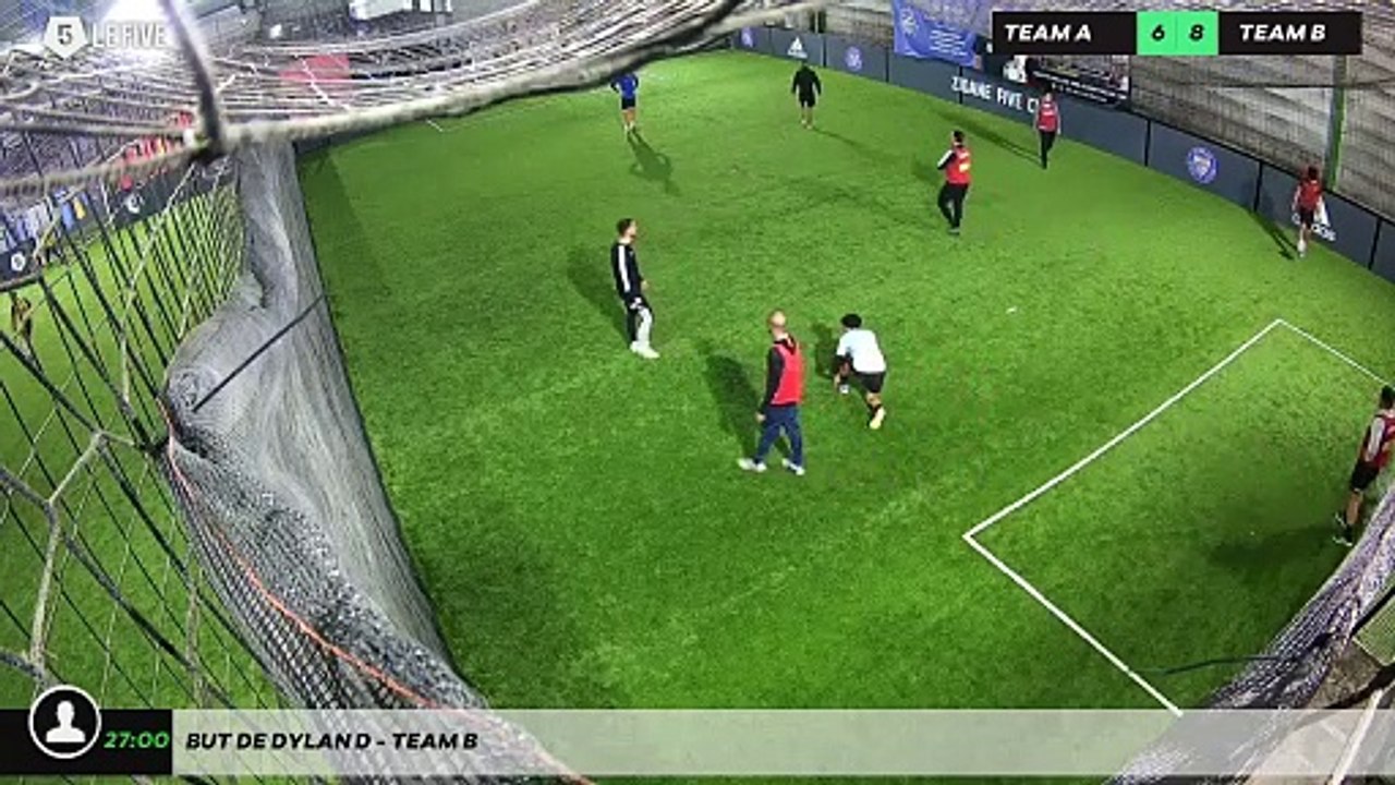But de Dylan D - Team B
