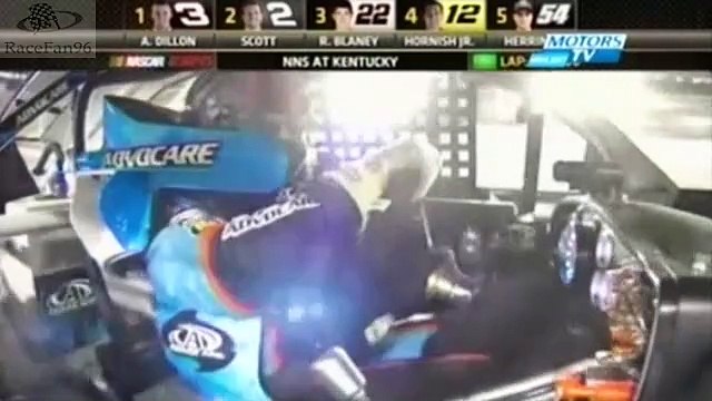 NASCAR Nationwide Series 2013_Manche 27_Kentucky 300_Meilleurs moments de la course (en français - Motors TV - France) [RaceFan96]