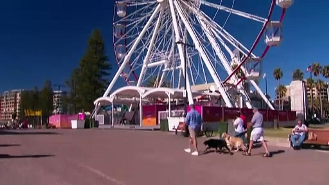 SA Police given extra powers to search and expel people from Glenelg in an effort to curb “low level crime”
