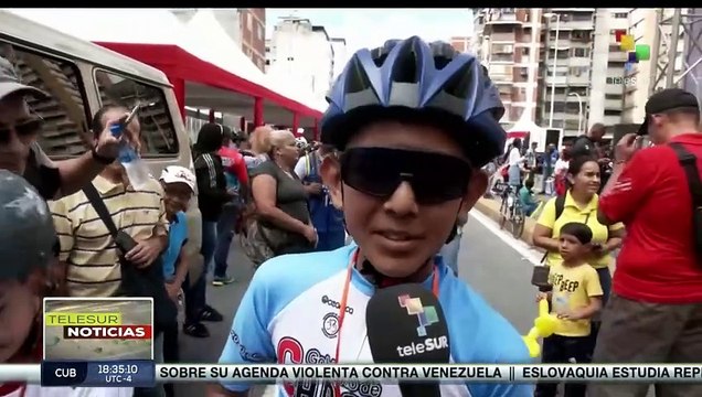 Ciclistas realizaron gran rodada por la paz y la alegría en principales avenidas de Caracas