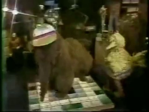 Classic Sesame Street - Big Bird and Snuffy at the Disco The Song of the Heart