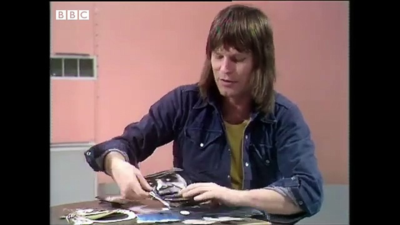 1974_ TERRY GILLIAM on CUTOUT ANIMATION _ The DIY Film Animation Show _ Classic clips _ BBC Archive.mp4