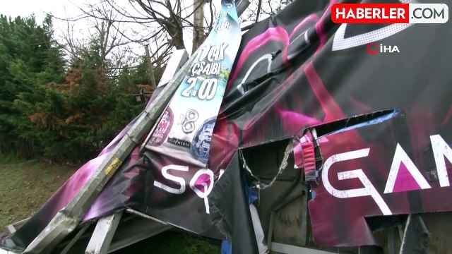 Bahçelievler'de İETT Otobüsü Kontrolden Çıktı