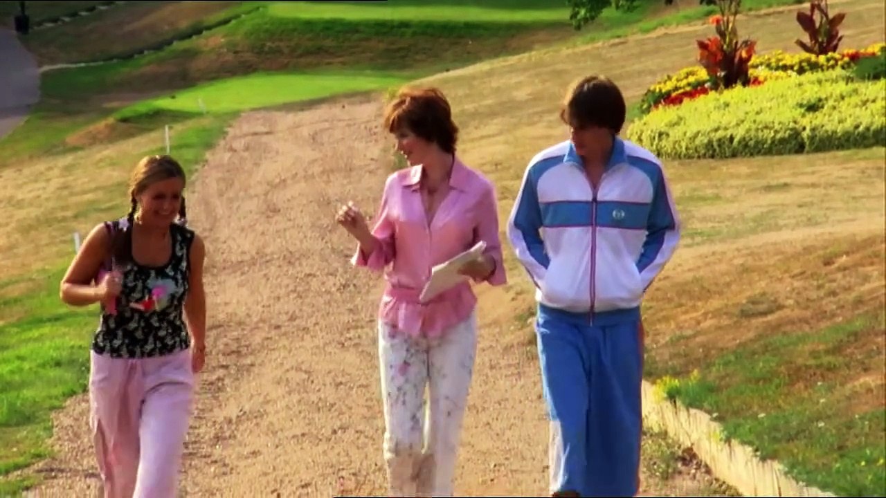 Footballers' Wives. S03 E04.