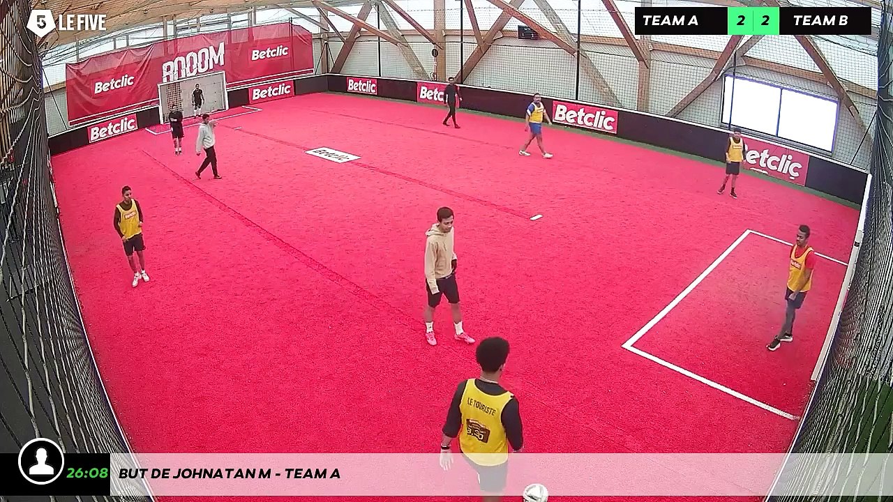But de Johnatan M - Team A