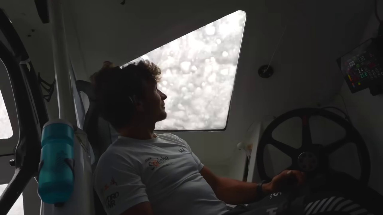 Sodebovoile 2025 - Trophée Jules Verne : Changement d'ambiance à bord de Sodebo Ultim 3 !