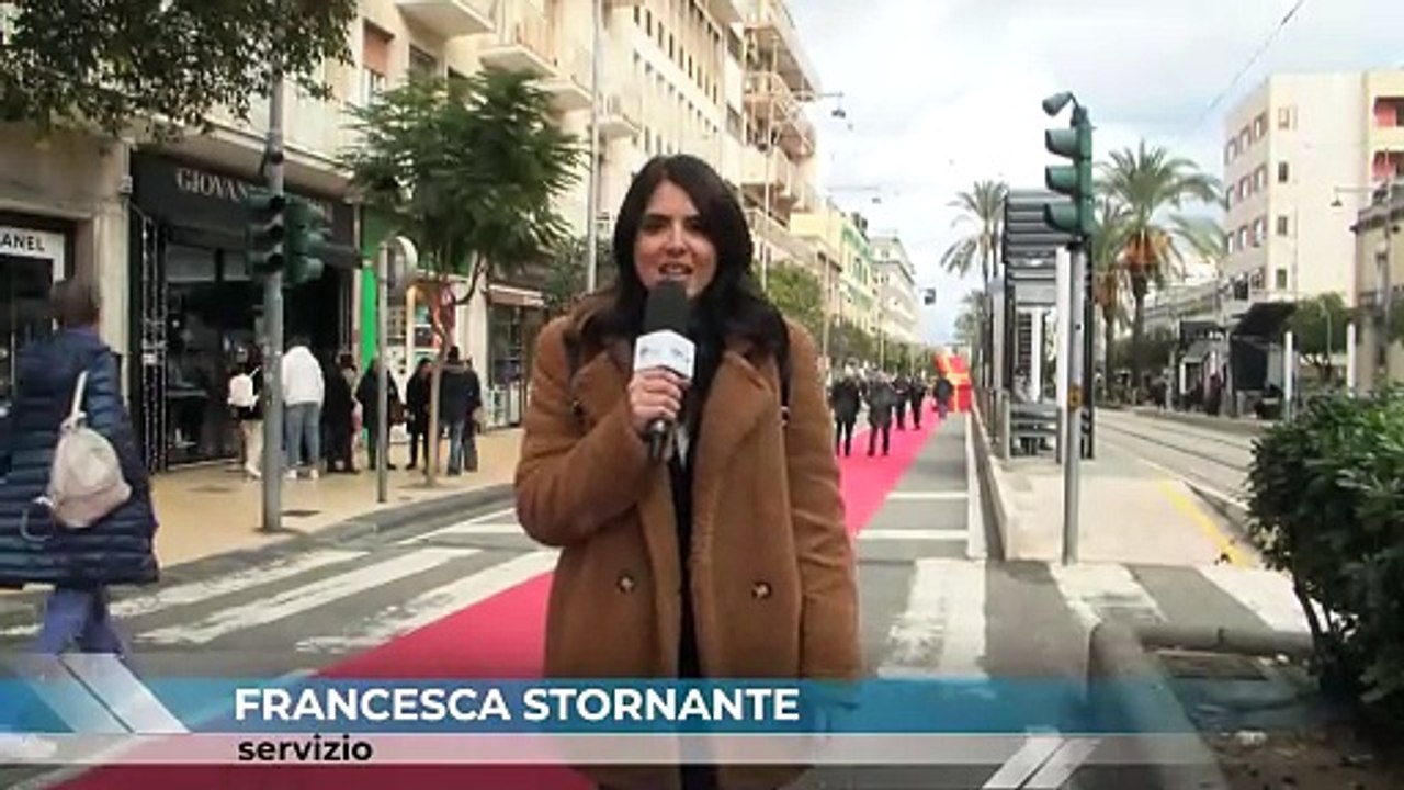 Al via i saldi, anche i messinesi a caccia di offerte