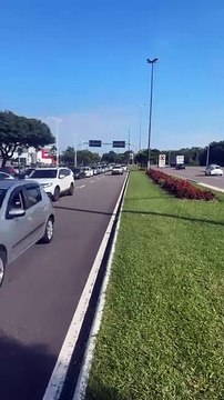 SC-401 amanhece “travada” em direção às praias de Florianópolis neste sábado