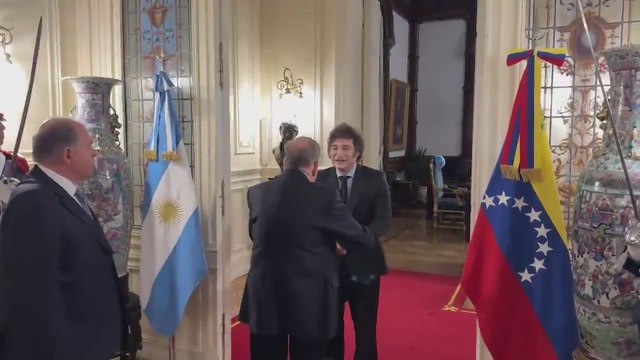 Milei recibe a Edmundo González en Buenos Aires, primera parada de su gira latinoamericana