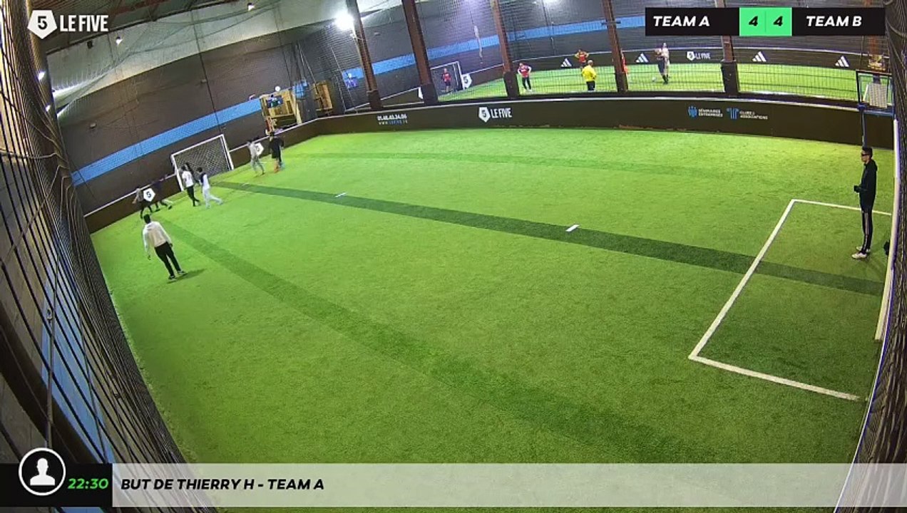 But de Thierry H - Team A