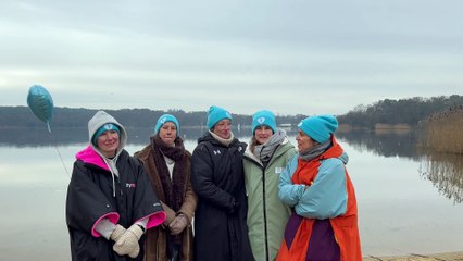 The five elves who have braved 12 cold dips in honour of Charlie Cosser