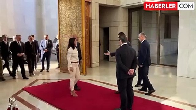 Suriye'de Colani'nin elini sıkmadığı Alman bakan konuştu
