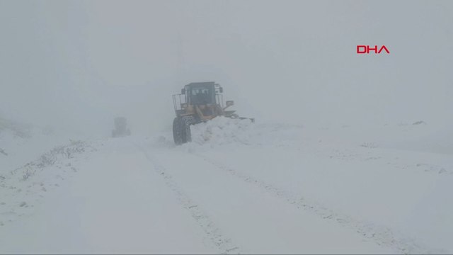 Siirt ’te 32 köy yolu kardan ulaşıma kapandı