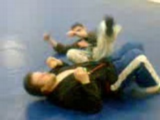 Tech cle de genoux au sol