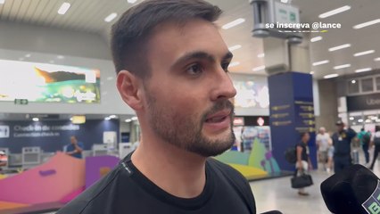 Daniel Fuzato chega ao Vasco e comenta disputa com Léo Jardim