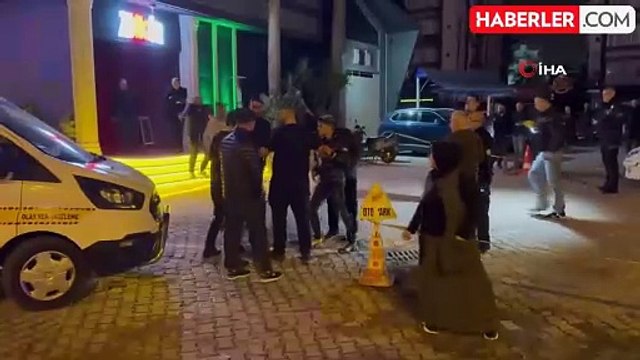 Eğlence Mekanı Önünde Silahlı Kavga: Kadın Yaralandı