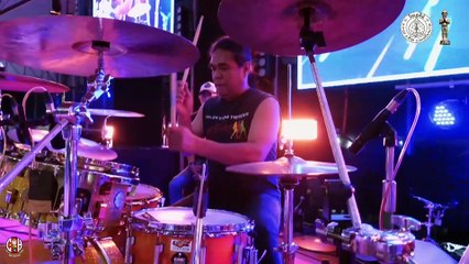 คอนเสิร์ต บ่าววี งานบุญมหาสงกรานต์ วัดเจดีย์ (ไอ้ไข่)