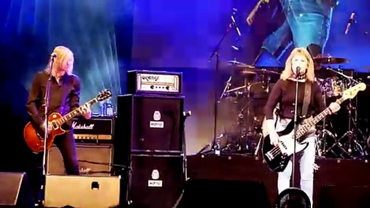 Suzi Quatro - 48 Crash