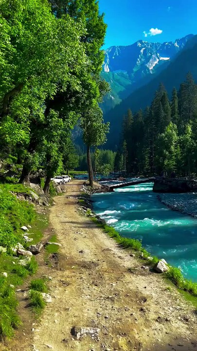 "Discover Heaven on Earth: Kumrat Valley, Khyber Pakhtunkhwa, Pakistan 🇵🇰 | Breathtaking Scenic Views | Majestic Mountains | Crystal Clear Lakes | Lush Green Meadows | Unexplored Beauty | Travel Pakistan | Nature Escapes | Serene Landscapes 🏞️💚"