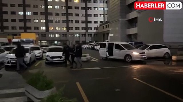 Sosyal Medya Fenomeni Murat Övüç Gözaltında