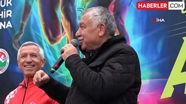 Adana'da 15. Uluslararası Kurtuluş Yarı Maratonu Rekor Katılımla Gerçekleşti