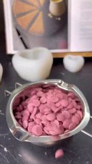 How to make hearts from chocolate 🍫