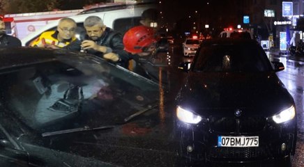 Hareketsiz yatan adamı kurtarmaya geldiler: Şok oldular