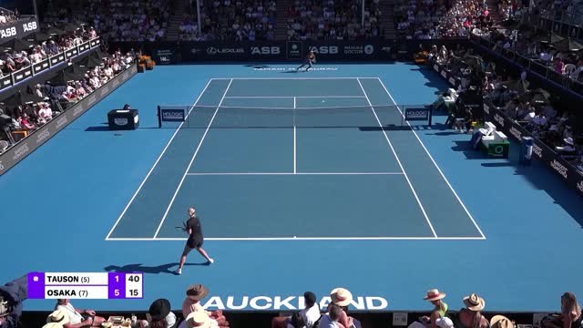 Auckland - Osaka abandonne en finale, Tauson titrée !