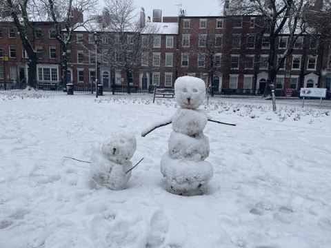 Heavy snow transforms Leeds into magical winter wonderland as weather causes severe travel disruption