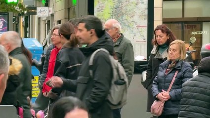 Fernando Fitz-James Stuart y Sofía Palazuelo disfrutan de un paseo idílico en familia