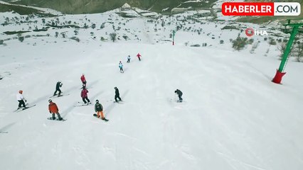 Kop Dağı Kayak Merkezi Sezonu Açıldı