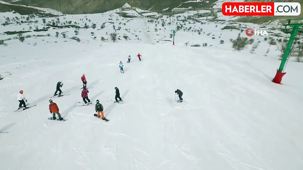 Kop Dağı Kayak Merkezi Sezonu Açıldı