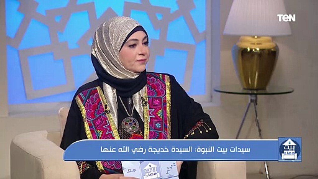 كيف تصرفت السيدة خديجة مع النبي ﷺ عندما نزل عليه الوحي لأول مرة؟  الشيخ أحمد المالكي يجيب