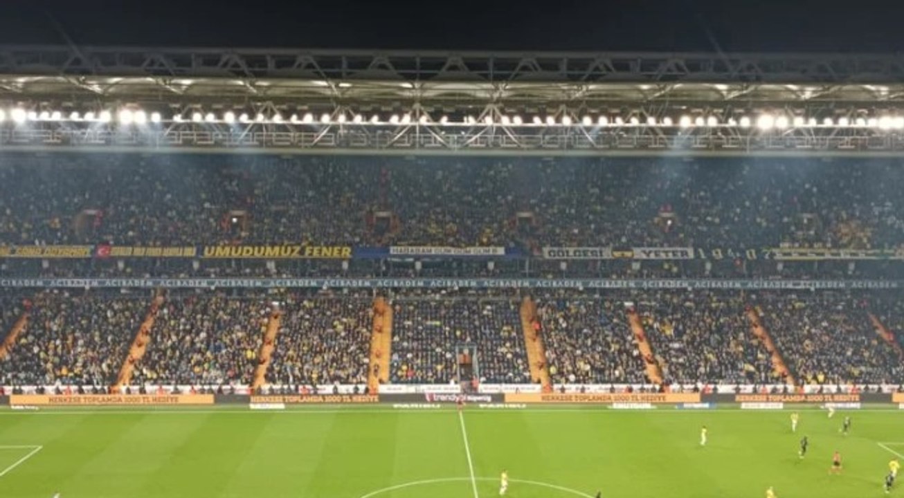 Fenerbahçe golü yedi, Kadıköy karıştı!