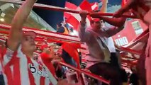 La banda está loca y quiere dar la vuelta, pero no vendiendo el club