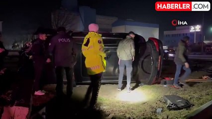 Emniyet Kemerinin Önemi: Takla Atan Araçta 2 Yaralı
