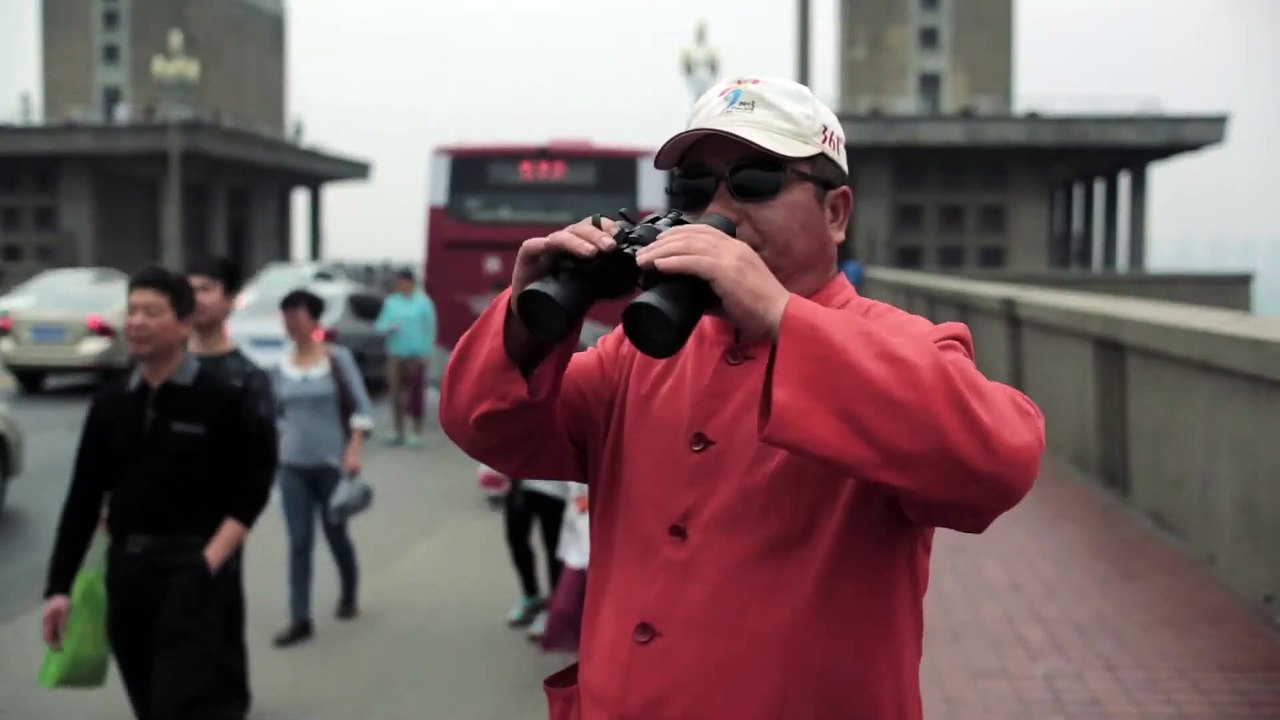 Auf der Brücke von Tod und Leben | movie | 2016 | Official Trailer