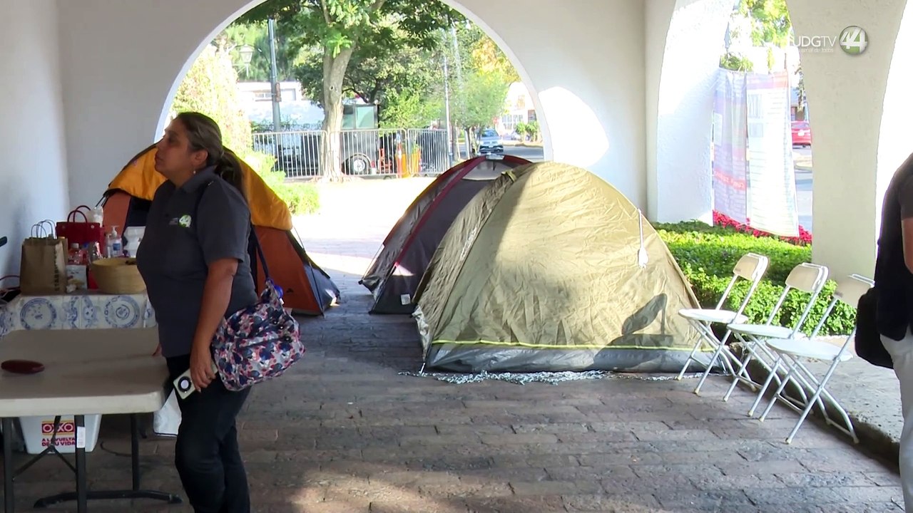 Se unen más mujeres, víctimas de violencia vicaria, en Casa Jalisco en apoyo a Elisa Celis