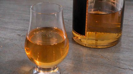 L'intelligence artificielle surpasse les experts dans la détection de l'origine et des arômes du whisky