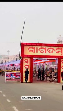 श्री कृष्ण ने कहा है, अगर तुम्हें किसी ने दुखी किया है तो बुरा मत मानना। लोग उसी पेड़ पर पत्थर मारते है, जिस पेड़ पर ज्यादा मीठे फल होते है।Puri Jagannath bhagwan