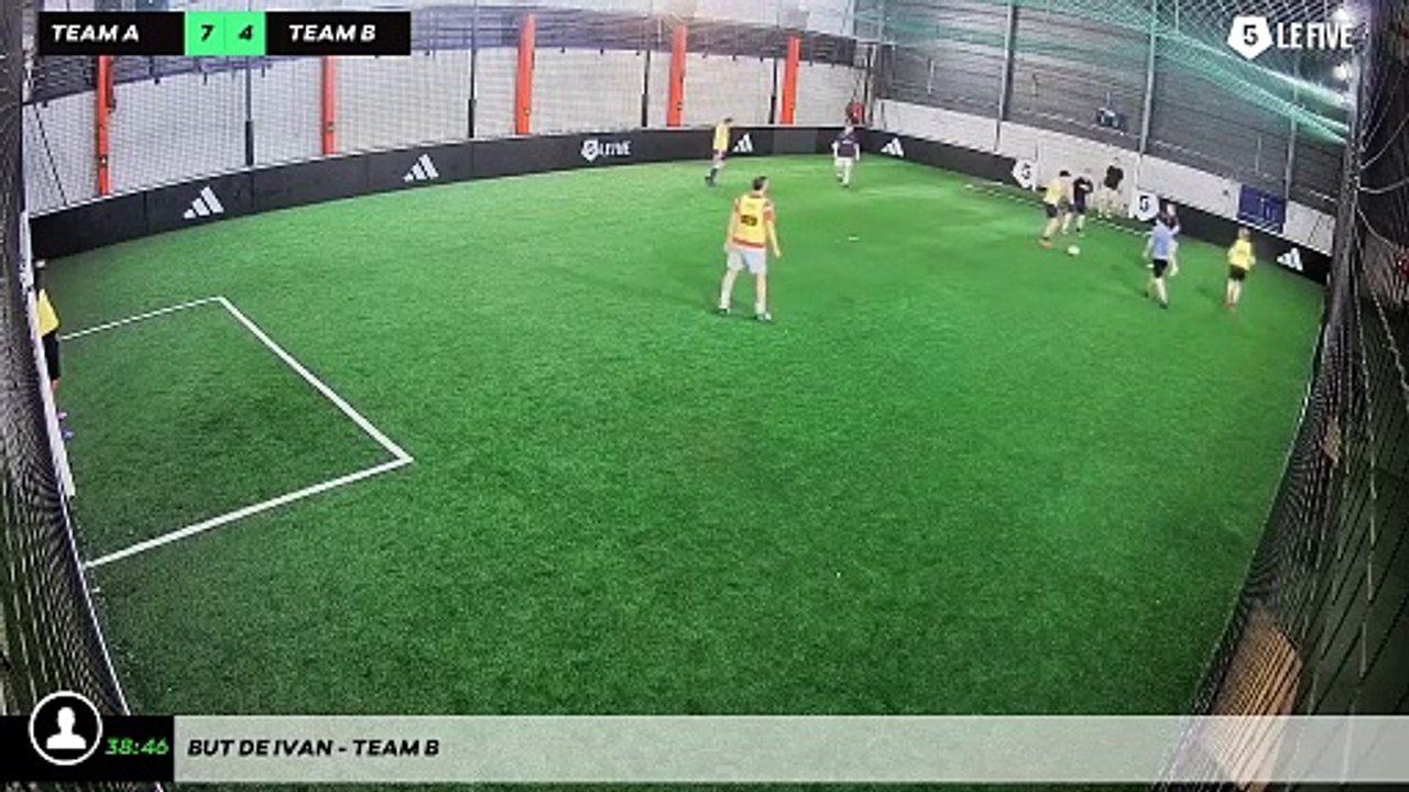 But de Ivan - Team B