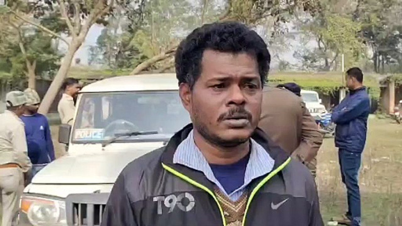 কোল্ড স্টোরে কর্মীর হাত-পা বেঁধে চুরির ঘটনায় 38 দিনের মাথায় 4 জন গ্রেফতার!ঘটনাস্থলে ধৃতদের নিয়ে পুনর্নির্মাণ করল চন্দ্রকোনা থানার পুলিশ