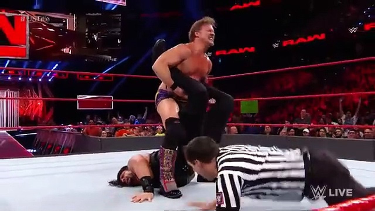 Roman_Reigns_vs._Chris_Jericho_-_United_States_Championship_Match__Raw,_Jan._2,_2017(360p)