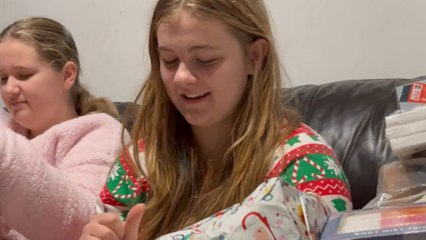 Girl left in awe after receiving the gift she didn’t expect this Christmas