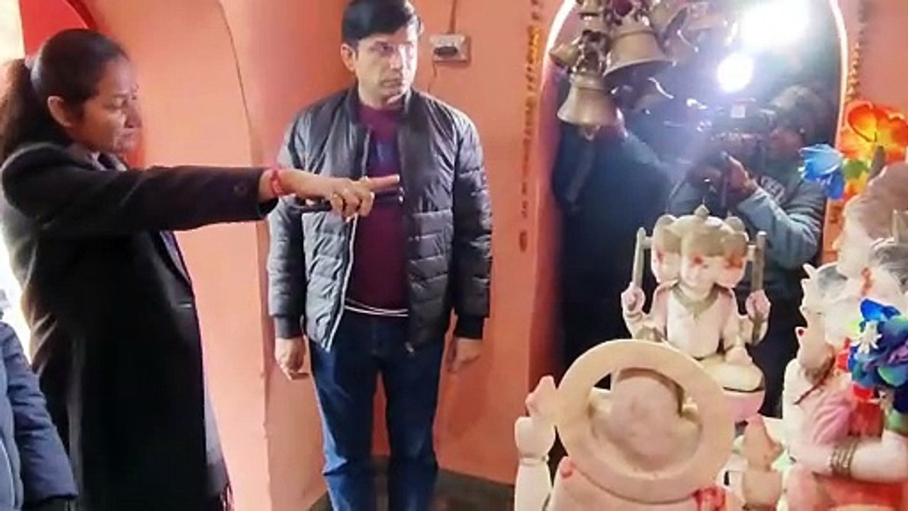 ASI संरक्षित चंद्रेश्वर महादेव मंदिर का होगा सौंदर्यकरण, DM और SP ने किया दौरा, मुस्लिम बाहुल्य गांव में सतयुग काल से बना हुआ है मंदिर, 84 बीघा में से सिर्फ 19 बीघा भूमि ही मंदिर की बची है