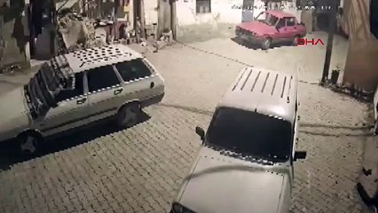 TOKAT - 4 dakikada otomobilin ses sistemini çaldı (VİDEO EKLENDİ)