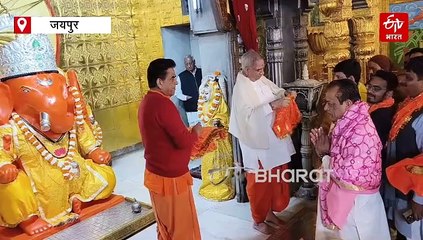 महाकुंभ में प्रसाद के लिए राजस्थान से भोजन सामग्री रवाना, मंत्री जोराराम कुमावत ने ट्रकों को दिखाई हरी झंडी