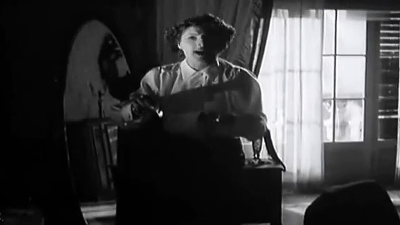 Jetzt schlägt's dreizehn (1950)