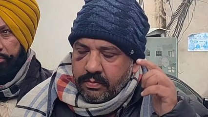 ਅੰਮ੍ਰਿਤਸਰ ਵਿੱਚ ਮੀਟਰ ਬਦਲਣ ਗਏ ਬਿਜਲੀ ਮੁਲਾਜ਼ਮਾਂ ਦੀ ਪੁਲਿਸ ਮੁਲਾਜ਼ਮ ਨੇ ਕੀਤੀ ਛਿੱਤਰ ਪਰੇਡ